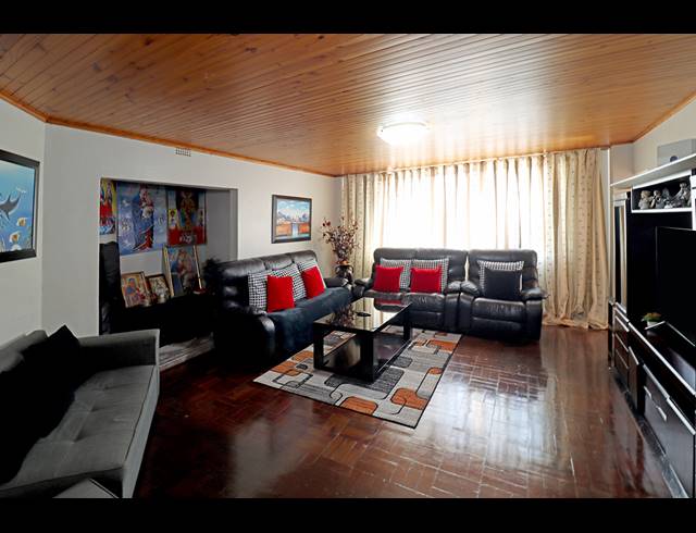2 BEDROOM APARTMENT FOR SALE IN OBSERVATORY